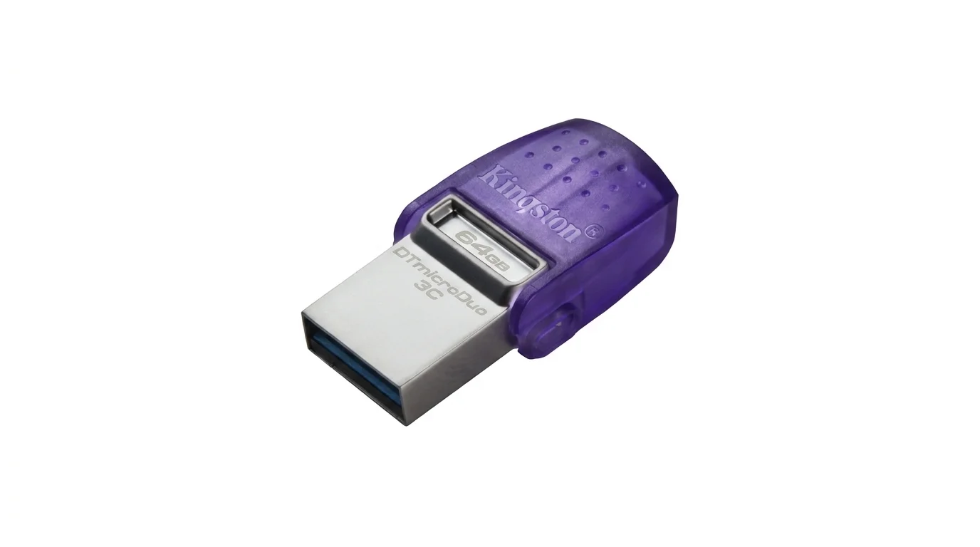 Flashdisk Kingston DataTraveler microDuo 3C 64GB s kovovým USB-A konektorem a fialovým průsvitným tělem.