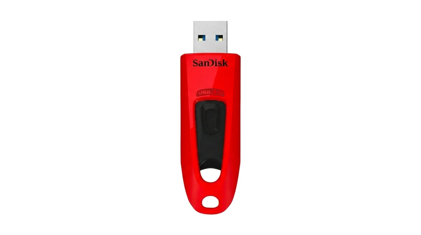 Červený flashdisk SanDisk Ultra s vysunutým konektorem USB 3.0 a černým posuvníkem.