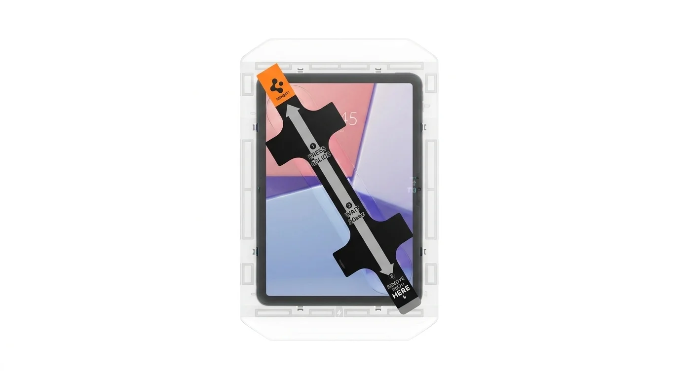 Instalační rámeček Spigen EZ Fit s vodicím proužkem nasazený na tabletu.