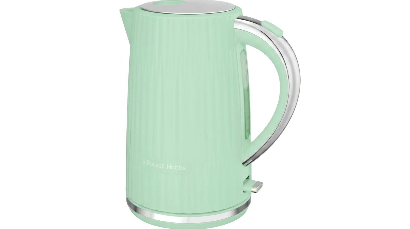 Varná konvice Russell Hobbs 27364-70 v pistáciově zelené barvě se strukturovaným povrchem a chromovými detaily.