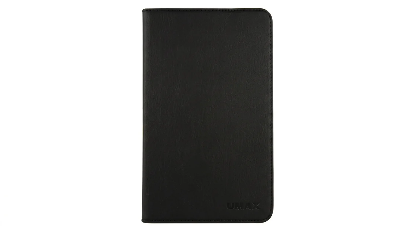 Černé zavřené pouzdro na tablet s prošívanými okraji a vyraženým logem UMAX v pravém dolním rohu.