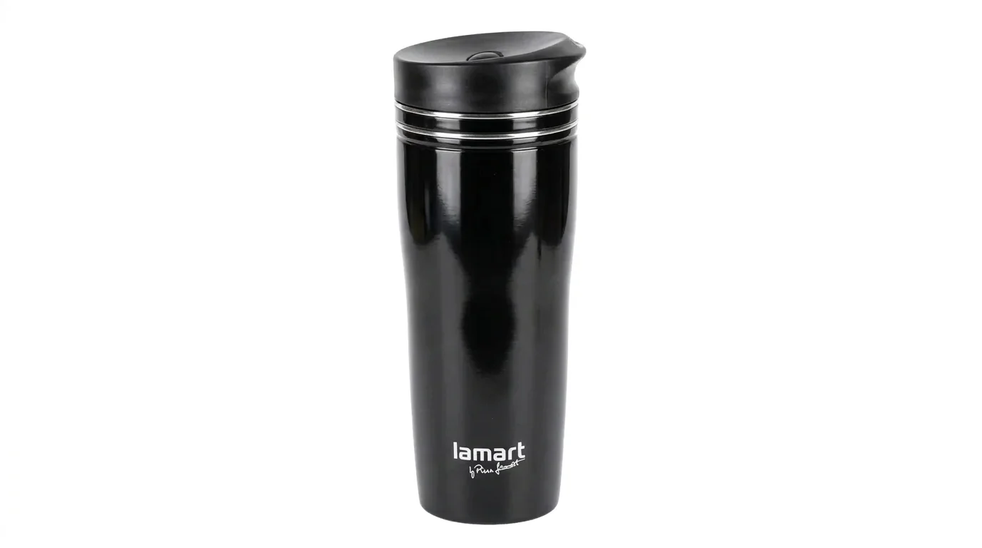 Černý termo hrnek Lamart LT4049 s černým víčkem a stříbrným proužkem.