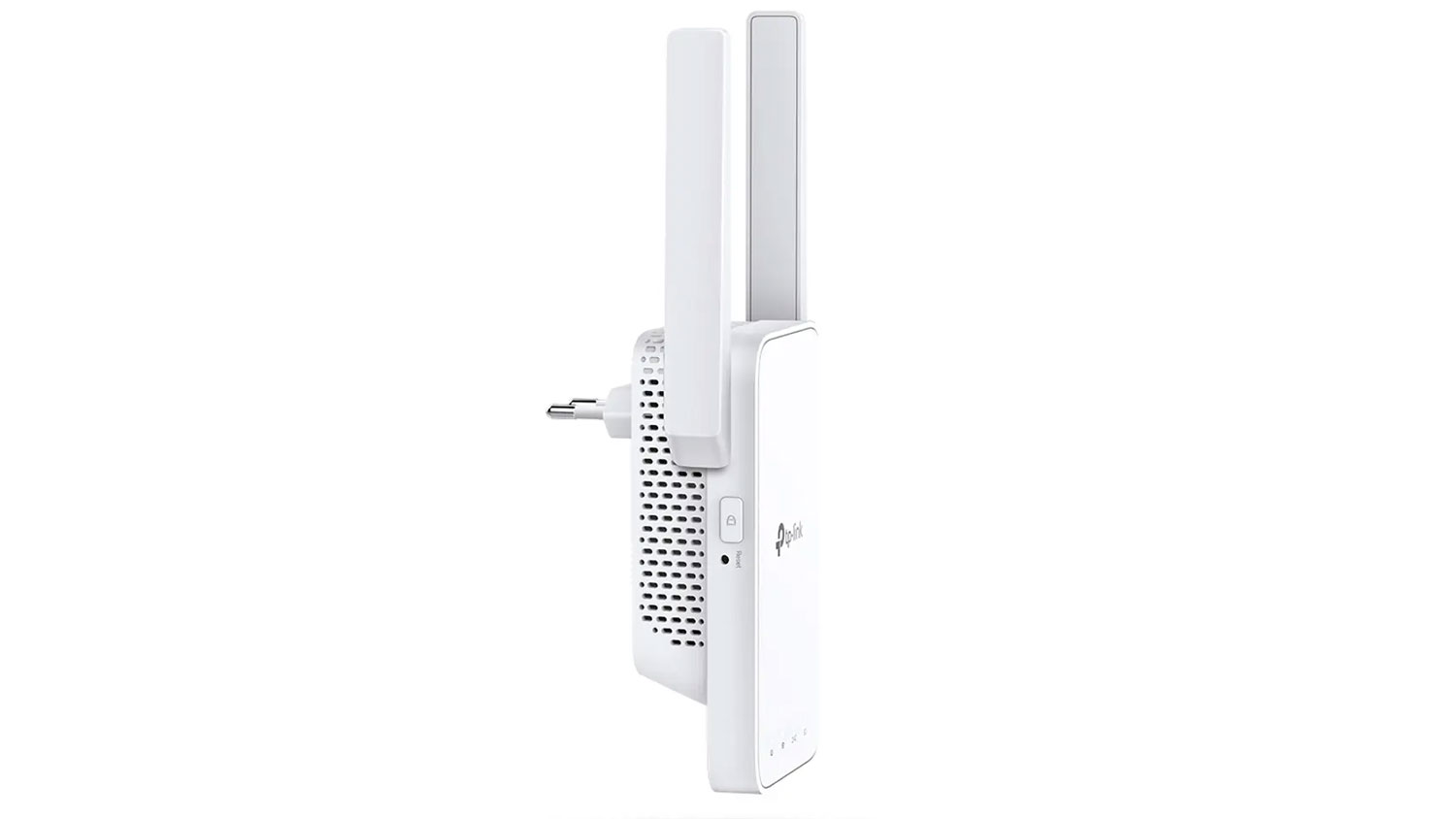 Bílý Wi-Fi extender TP-Link RE315 z bočního pohledu se dvěma vztyčenými anténami, tlačítkem WPS a zástrčkou do zásuvky.