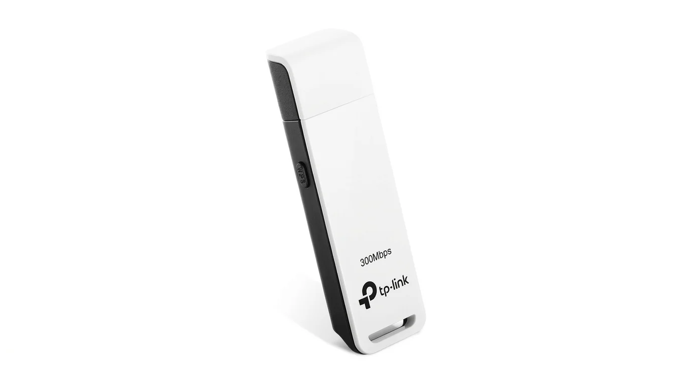 Biely USB Wi-Fi adaptér TP-Link TL-WN821N s čiernym bokom a tlačidlom WPS.