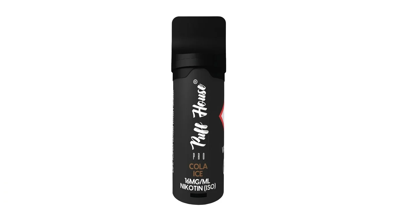 Černá náplň do e-cigarety Puff House s nápisem Cola Ice a označením síly nikotinu 16 mg/ml.