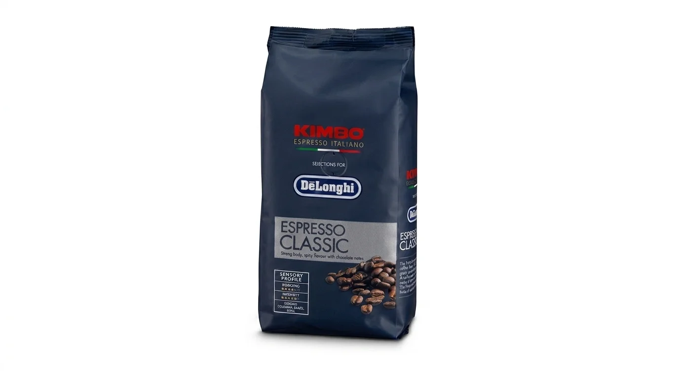 Tmavě modré balení zrnkové kávy Kimbo Espresso Classic pro De'Longhi na bílém pozadí.