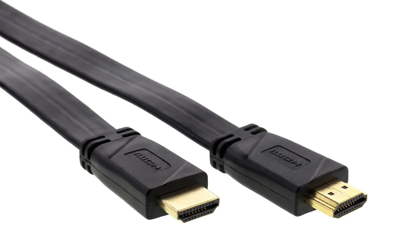 Černý plochý HDMI kabel Sencor SAV 277-015 se dvěma pozlacenými konektory.