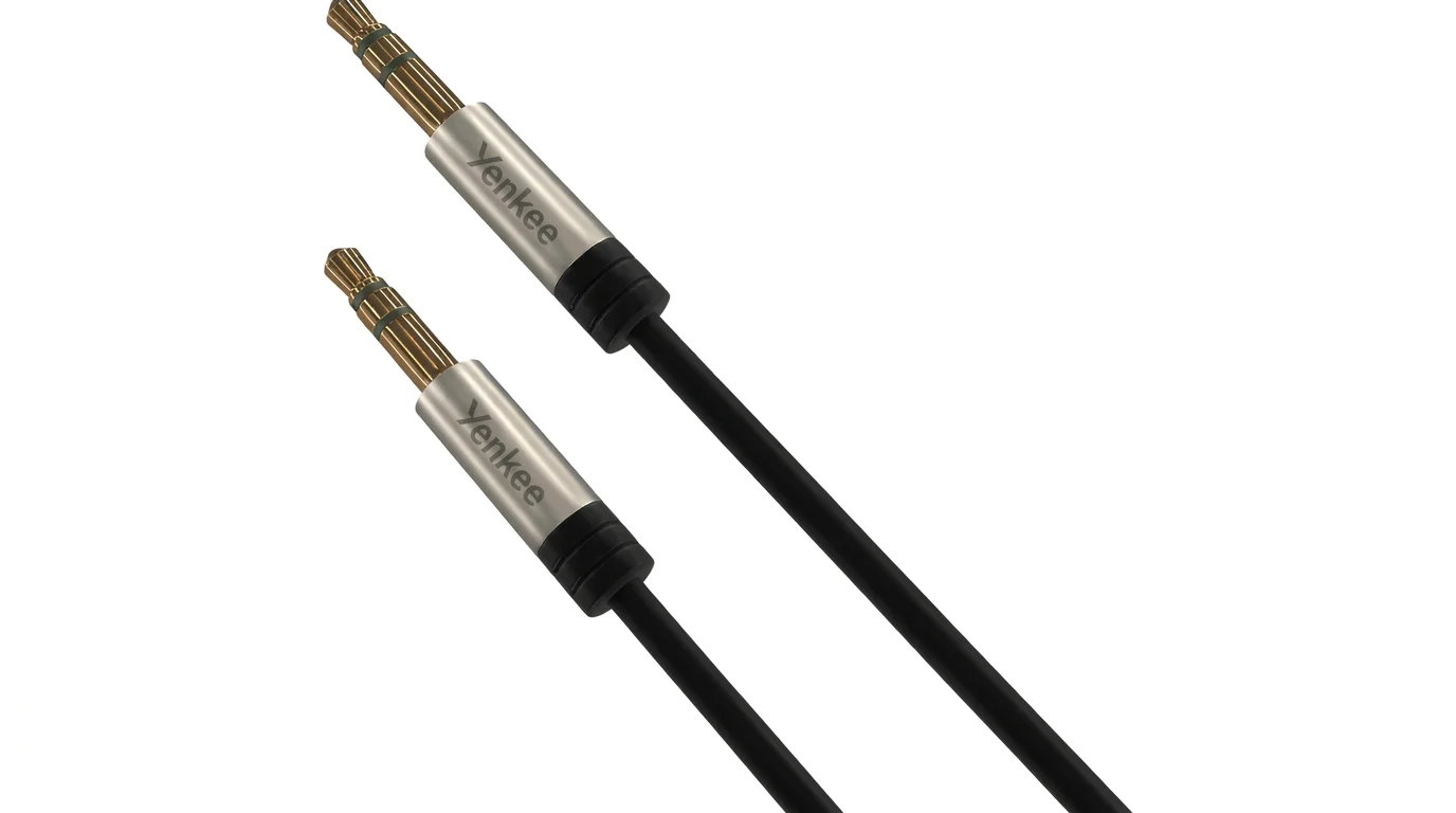 Čierny audio kábel Yenkee YCA 202 BSR s dvoma 3,5 mm jack konektormi v striebornom kovovom puzdre.