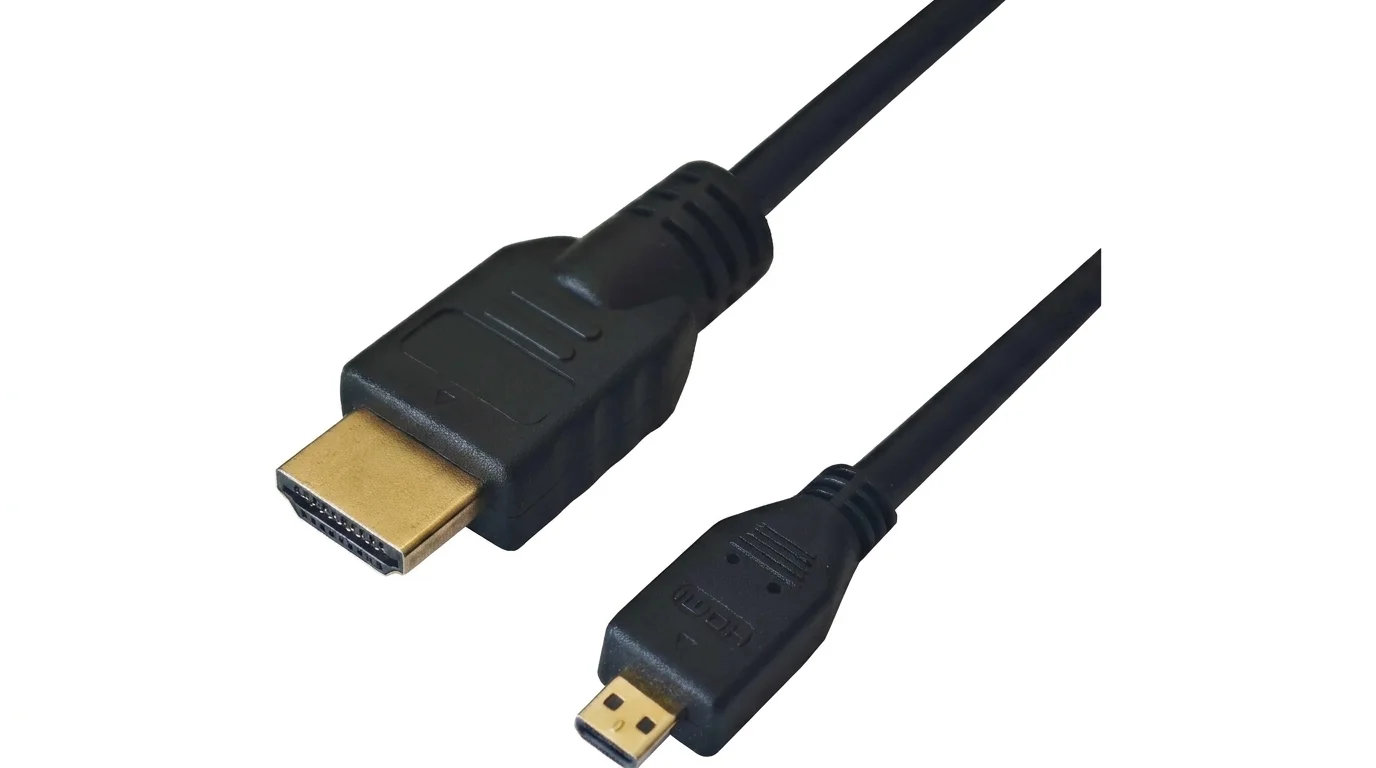 Černý kabel Yenkee YCH 315 s pozlacenými konektory HDMI a Micro HDMI.