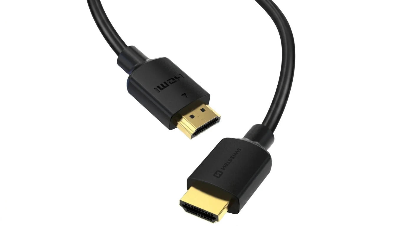 Dva pozlacené konektory černého propojovacího HDMI kabelu značky Swissten.