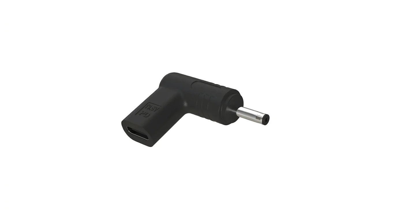 Černá pravoúhlá napájecí redukce Aligator z USB-C na konektor 3,0 × 1,0 mm.