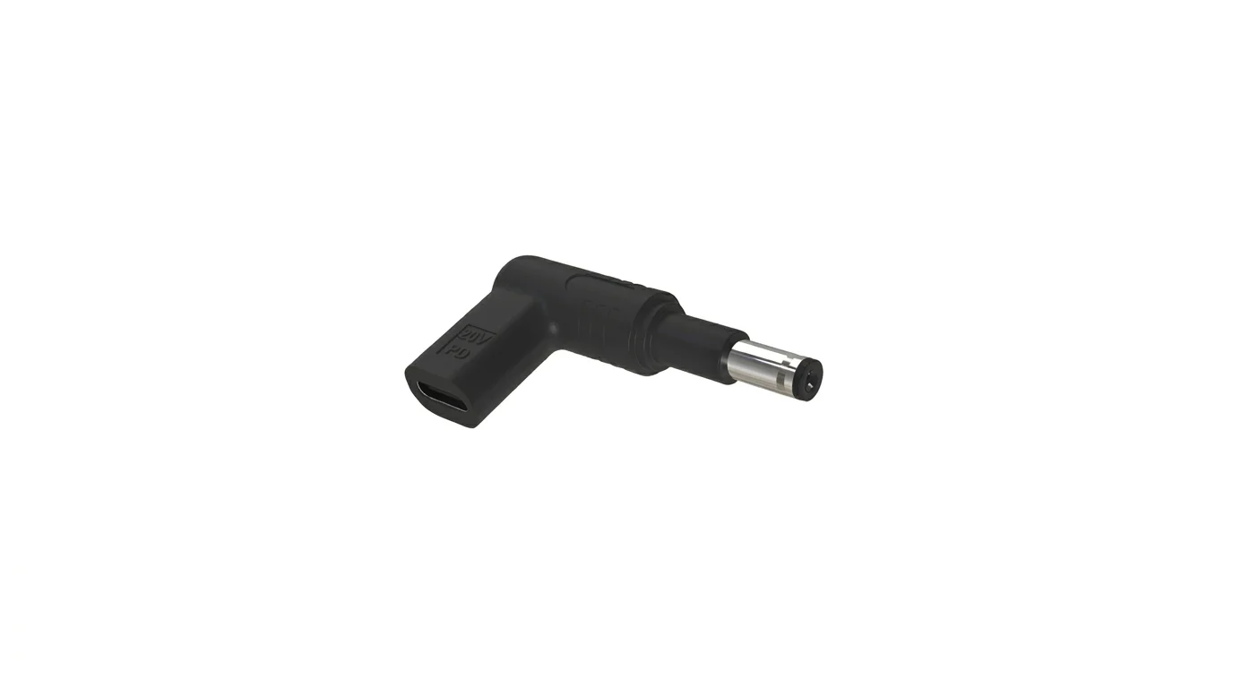 Černá pravoúhlá redukce Aligator z USB-C na napájecí konektor 4,8 × 1,7 mm.