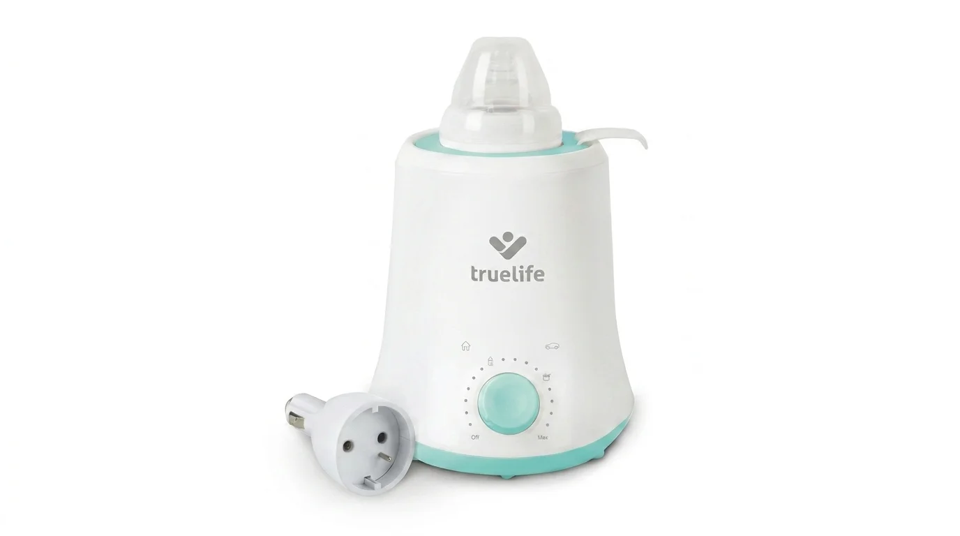 Bílý ohřívač kojeneckých lahví Truelife Invio BW Single s vloženou lahví a přiloženým adaptérem do auta.