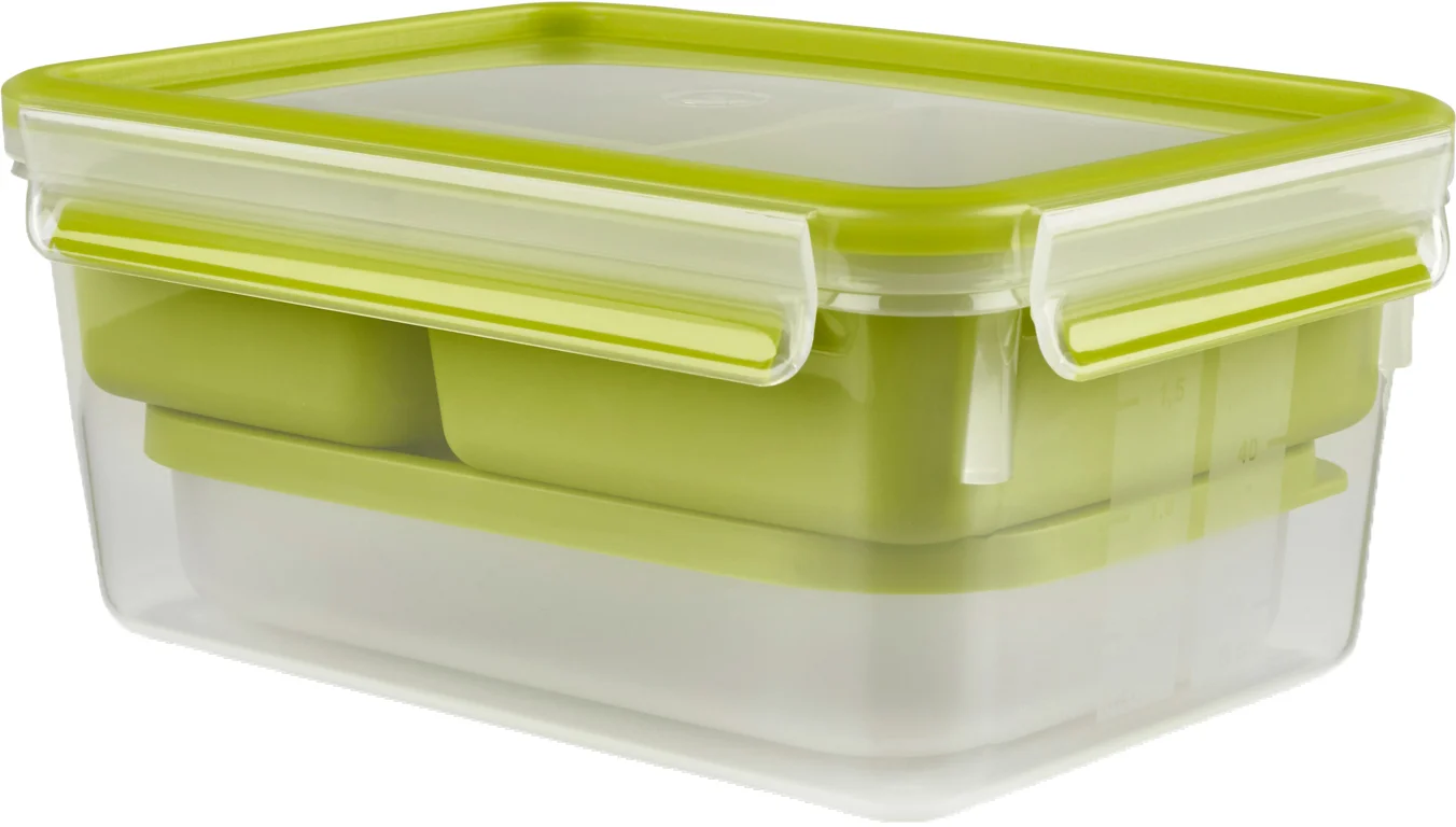 Průhledná obdélníková dóza na potraviny Tefal Masterseal To Go se zeleným víkem na klipy a vnitřními miskami.