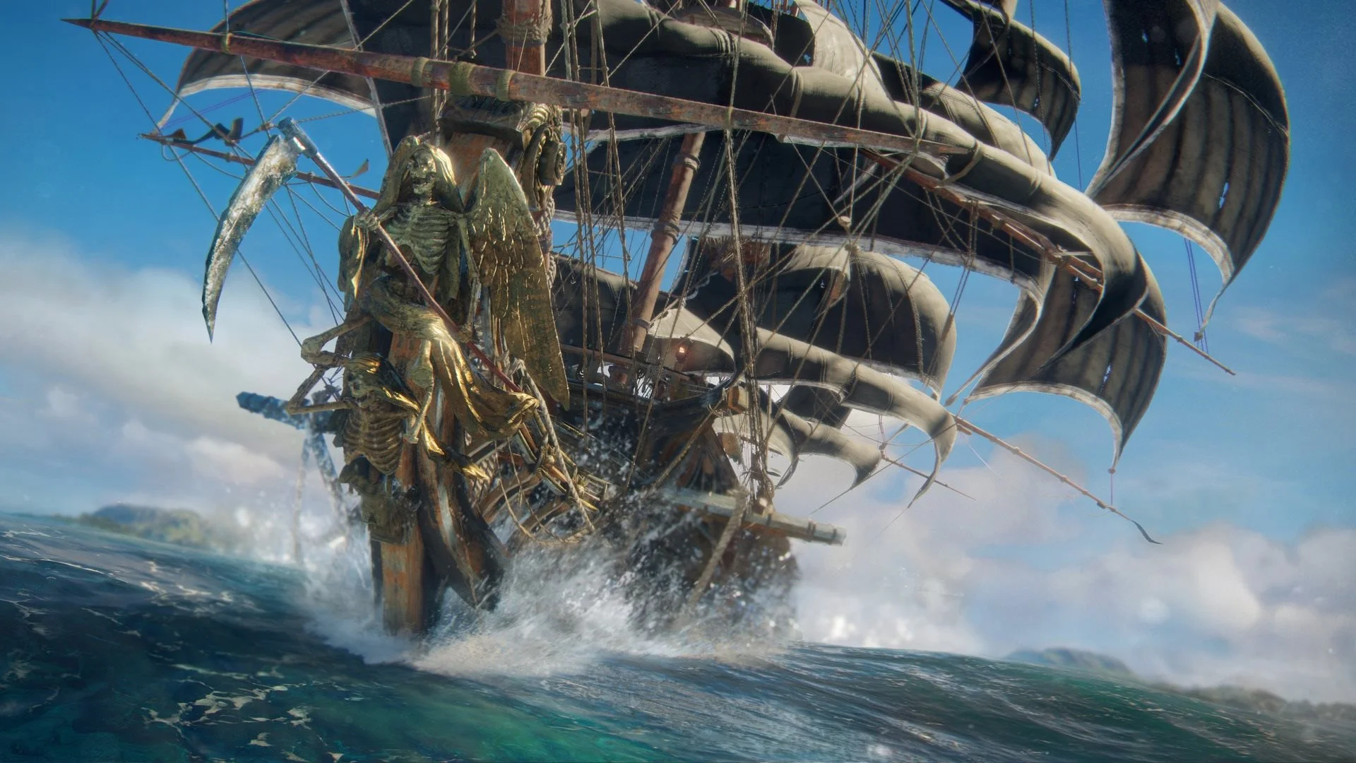 Pirátská loď se zlatou sochou okřídleného kostlivce na přídi se plaví po rozbouřeném moři ve hře Skull and Bones.