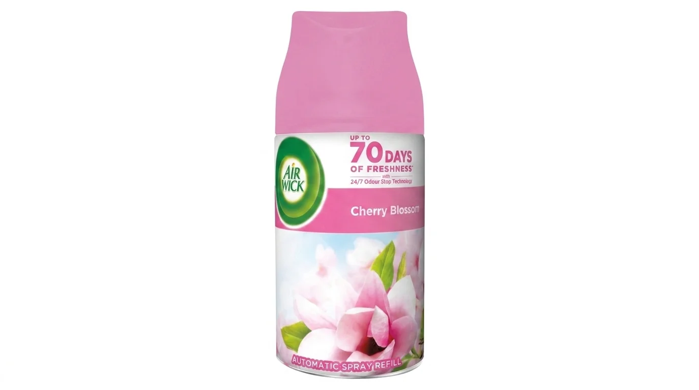 Náhradní náplň do automatického osvěžovače vzduchu Air Wick Cherry Blossom s růžovým uzávěrem a motivem třešňových květů.