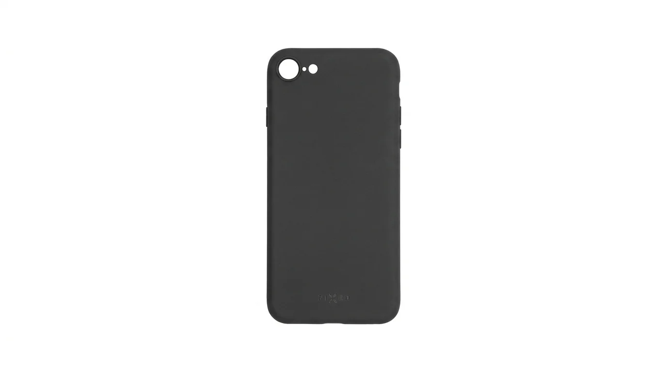 Zadní strana černého matného krytu na mobil FIXED Story s výřezy pro fotoaparát a blesk.