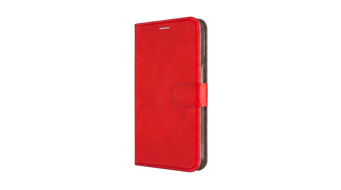 Zavřené červené flipové pouzdro FIXED Opus pro Samsung Galaxy A55 5G s magnetickým zavíráním.