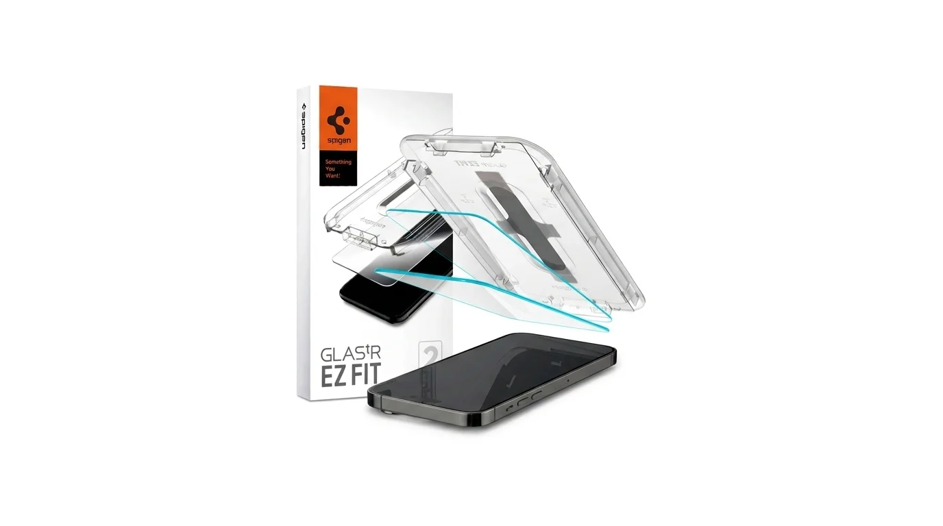 Balení Spigen Glas.tR EZ Fit, instalační rámeček a ochranné sklo připravené k aplikaci na telefon iPhone.