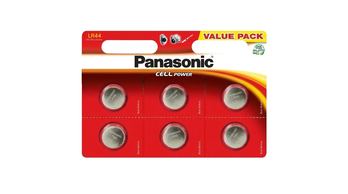 Blistrové balení šesti kusů alkalických knoflíkových baterií Panasonic LR44 Cell Power.