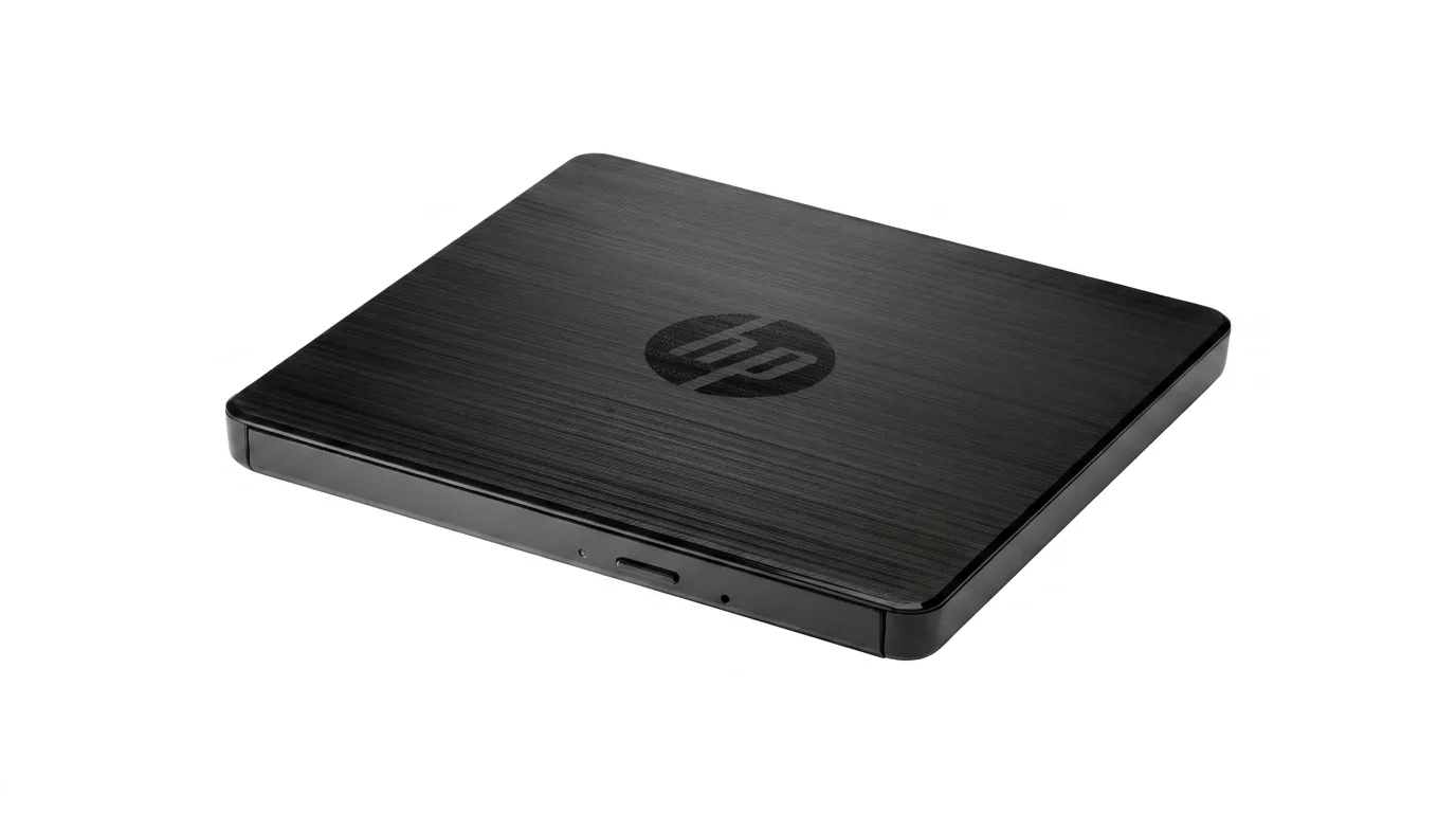 Černá externí mechanika HP USB DVD+/-RW s kartáčovaným povrchem a logem HP uprostřed.