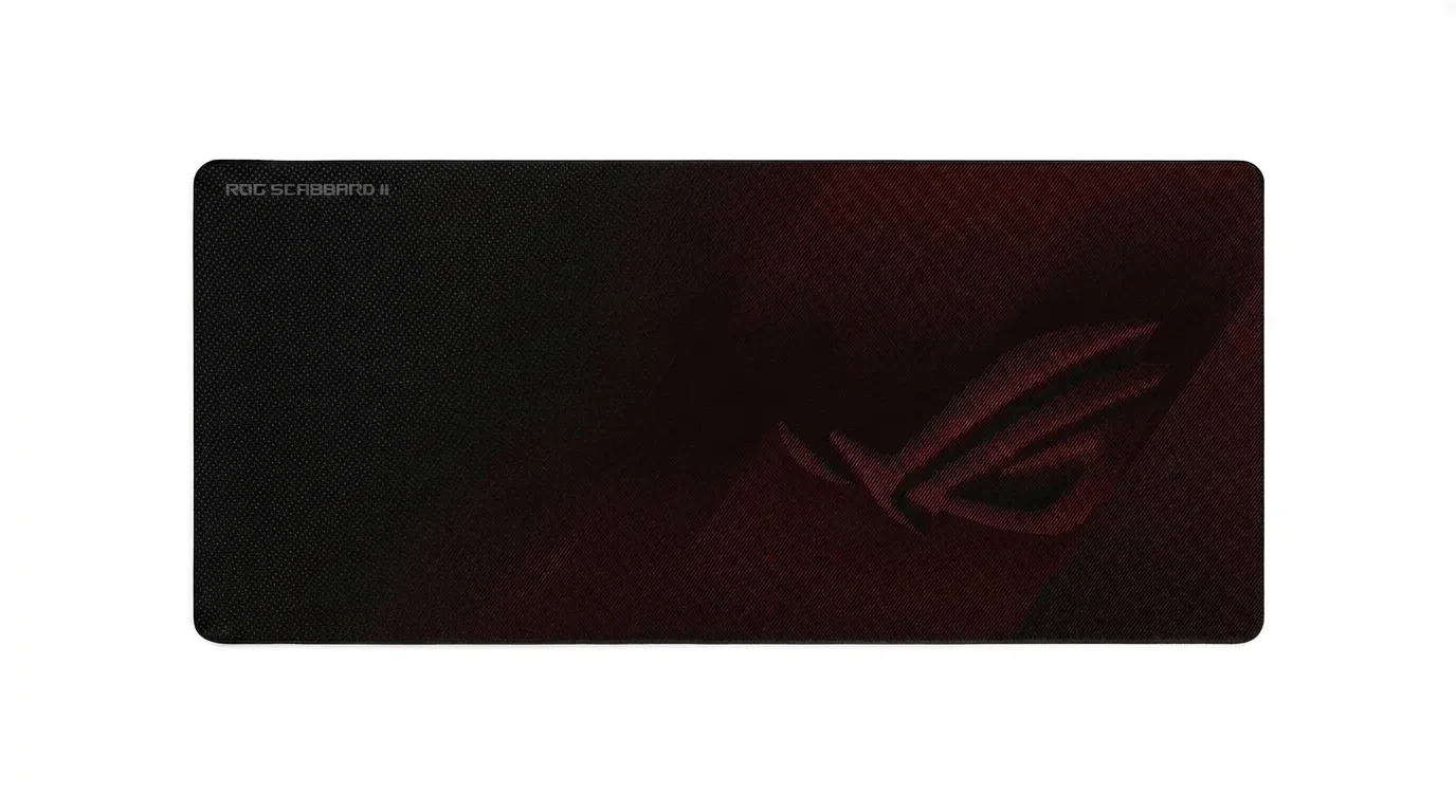 Černo-červená herní podložka pod myš Asus ROG Scabbard II s logem ROG a nápisem v levém horním rohu.