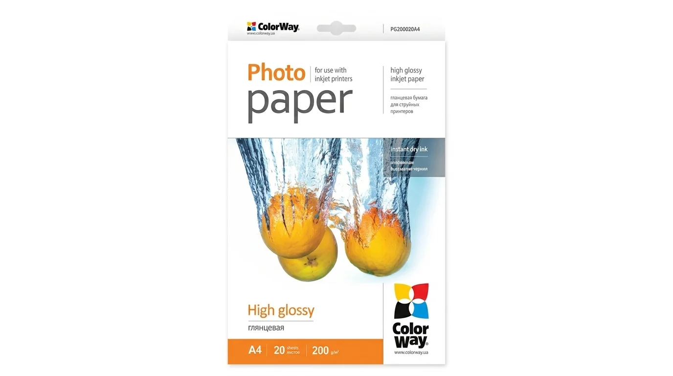 Balenie fotopapiera ColorWay High Glossy formátu A4 s gramážou 200 g/m² s motívom pomarančov padajúcich do vody.