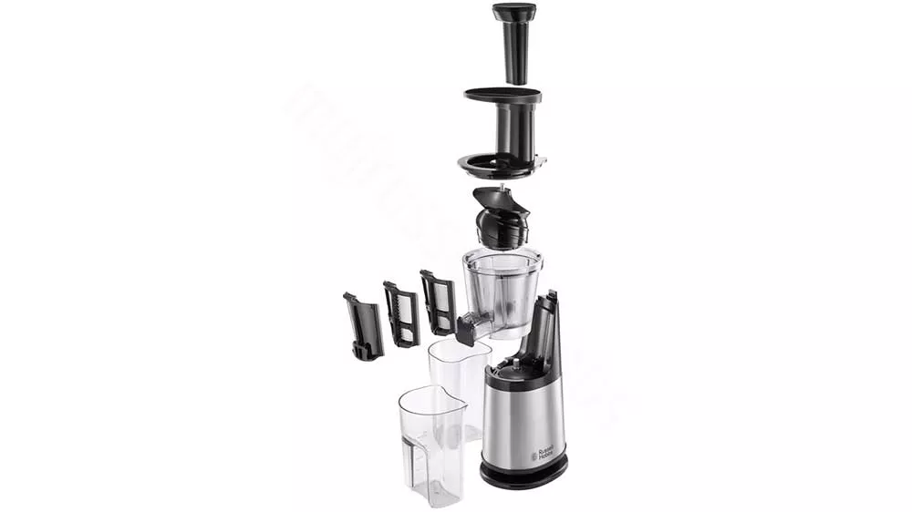 Rozložené jednotlivé diely pomalého odšťavovača Russell Hobbs vrátane nádob, sitiek a nerezovej základne.