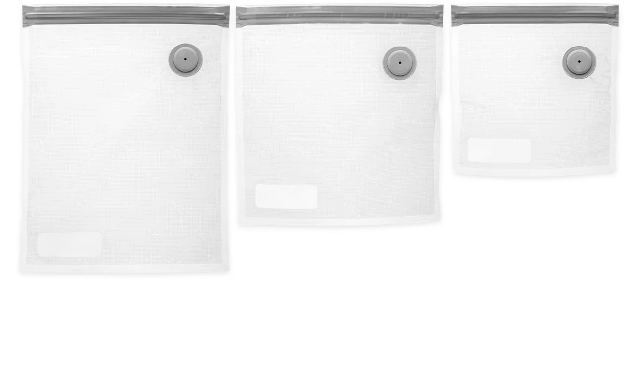 Tři různé velikosti vakuovacích sáčků ETA Vital Bag se zipovým uzávěrem a kruhovým ventilem.